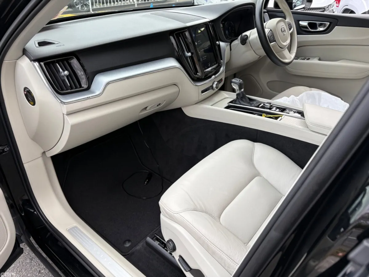 Volvo XC60 SUV, Diesel, 2020, Black