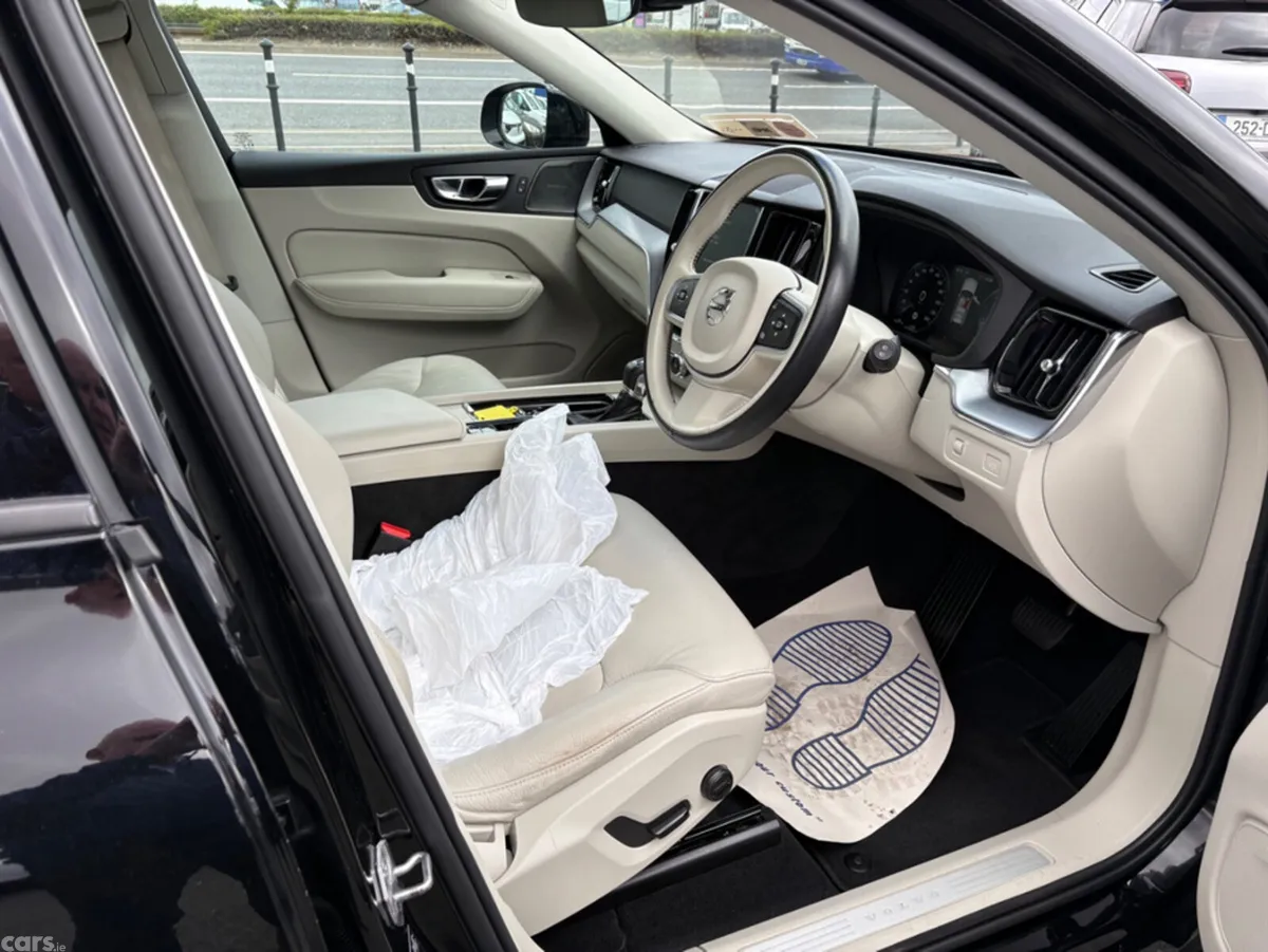 Volvo XC60 SUV, Diesel, 2020, Black
