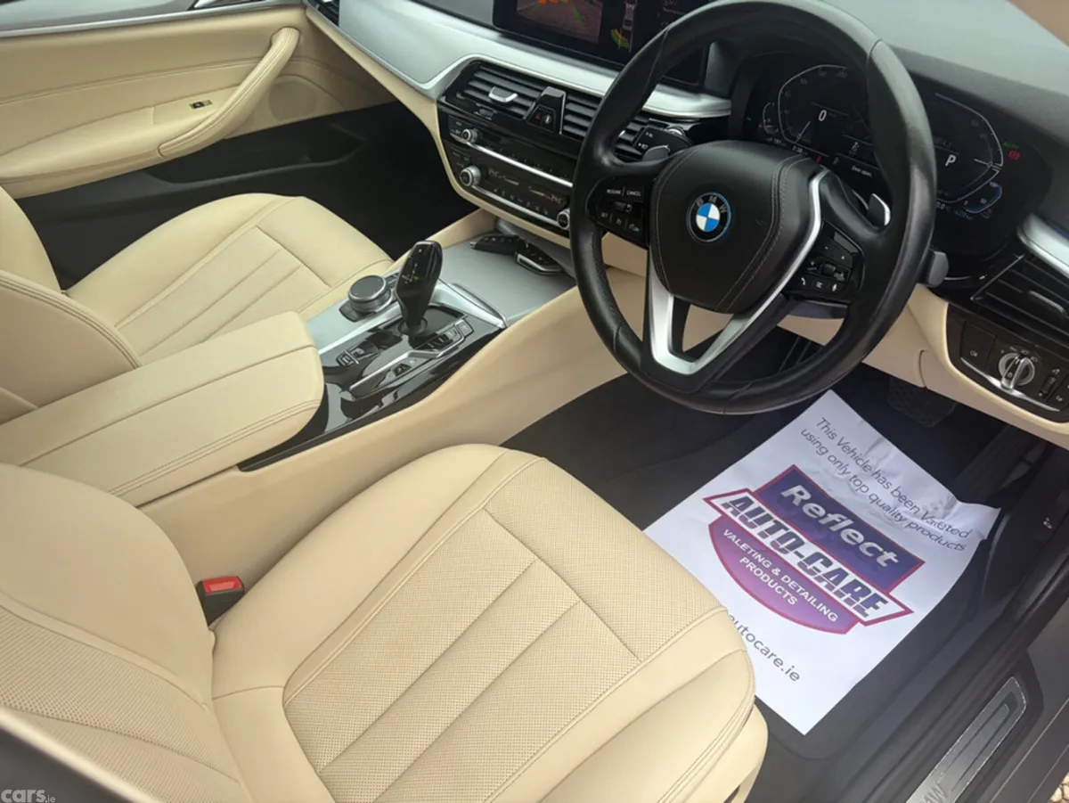 BMW 5-Series Saloon, Petrol Plug-in Hybrid, 2023, Grey