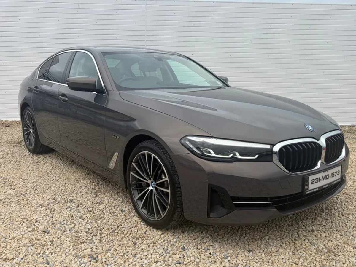 BMW 5-Series Saloon, Petrol Plug-in Hybrid, 2023, Grey
