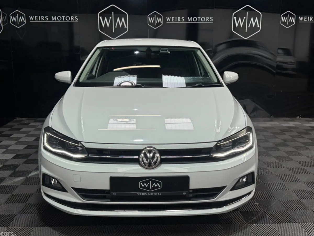 Volkswagen Polo Hatchback, Petrol, 2018, White
