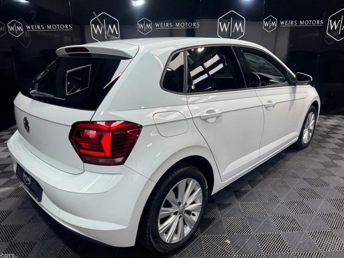 Volkswagen Polo Hatchback, Petrol, 2018, White