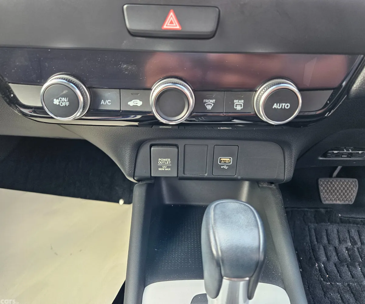 Honda Fit Hatchback, Petrol Hybrid, 2020, Silver
