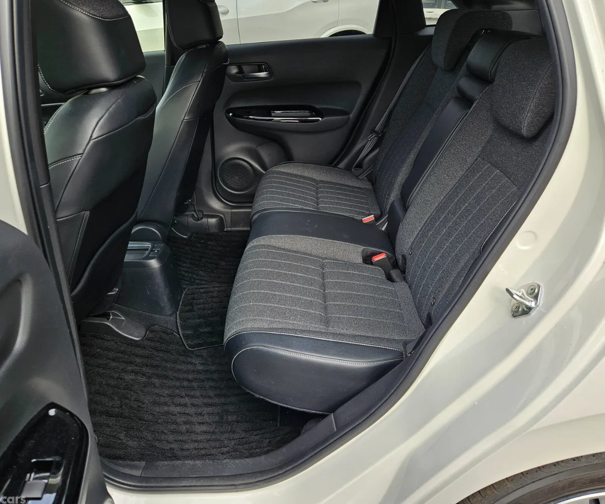 Honda Fit Hatchback, Petrol Hybrid, 2020, Silver