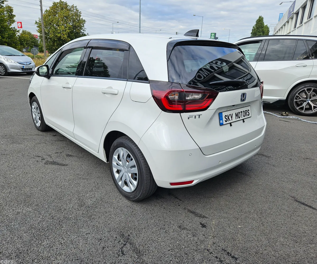 Honda Fit Hatchback, Petrol Hybrid, 2020, Silver