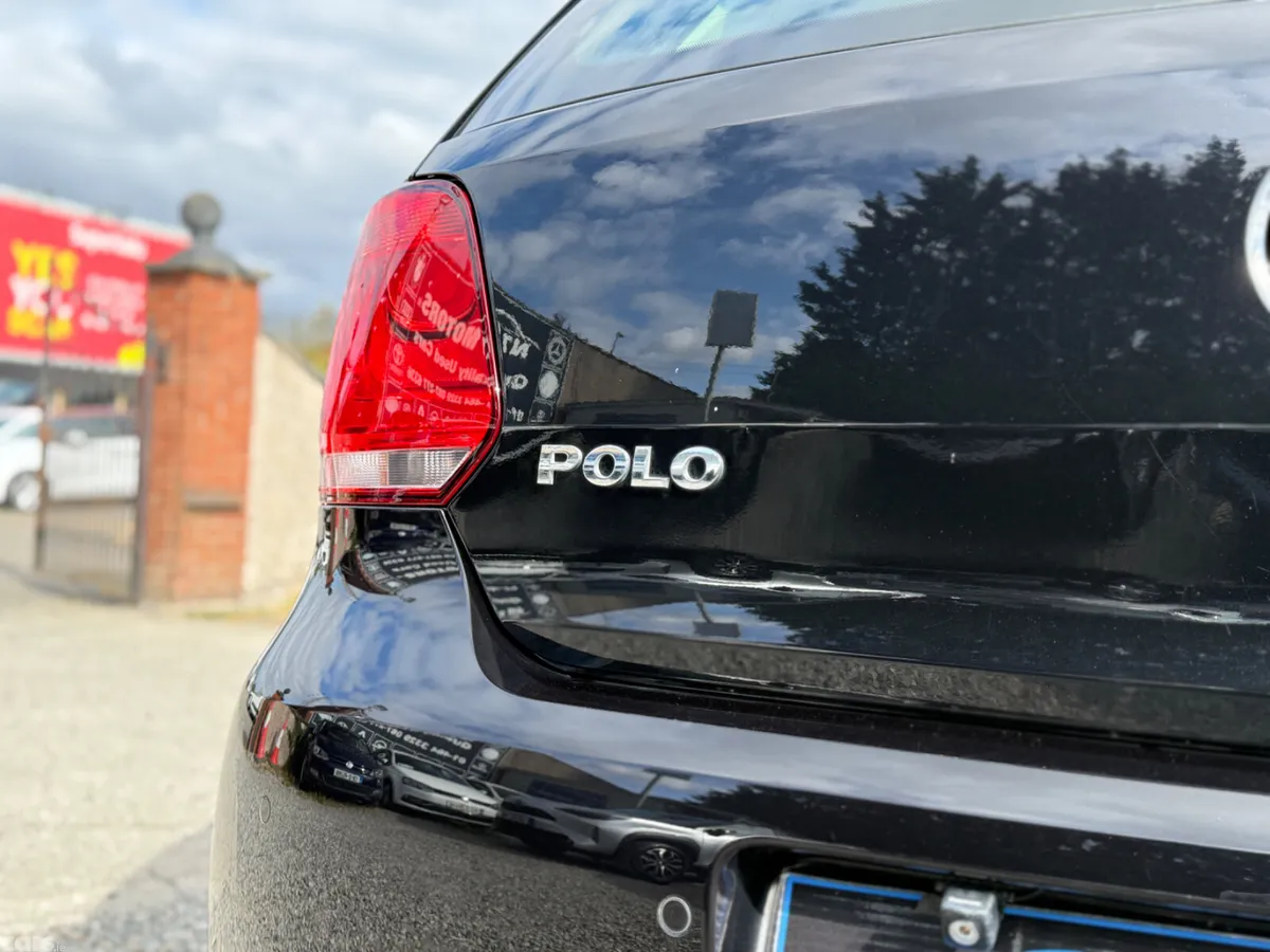 Volkswagen Polo Hatchback, Petrol, 2013, White