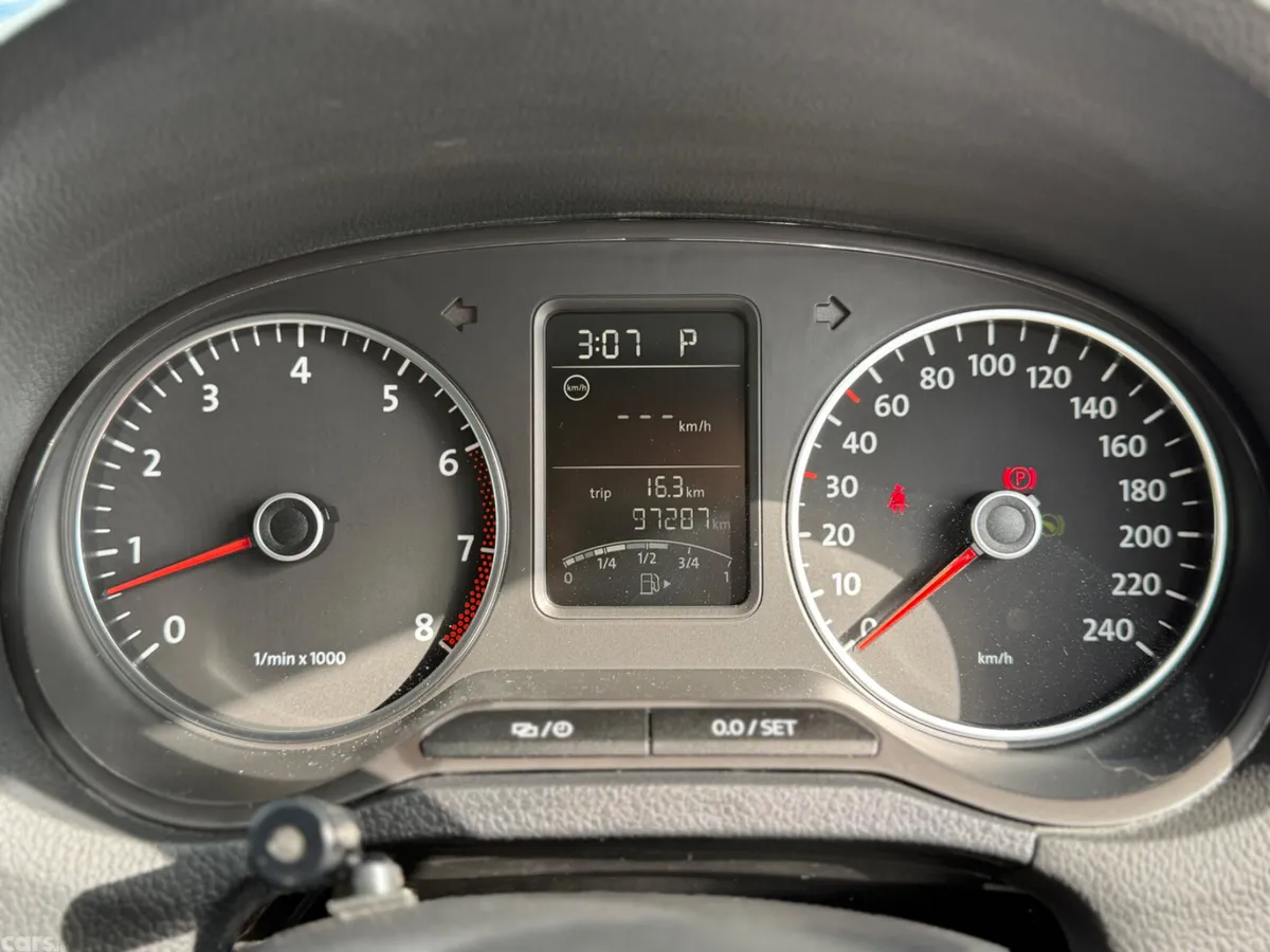 Volkswagen Polo Hatchback, Petrol, 2013, White
