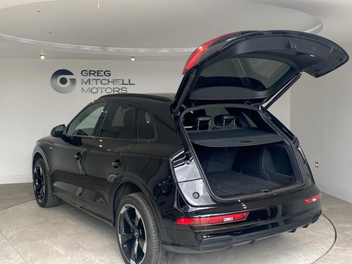 Audi Q5 SUV, Diesel, 2019, Black