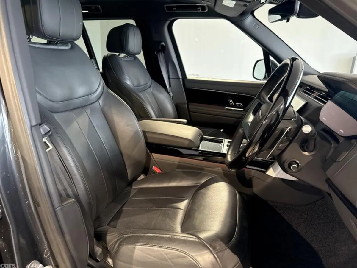 Land Rover Range Rover SUV, Diesel, 2023, Grey