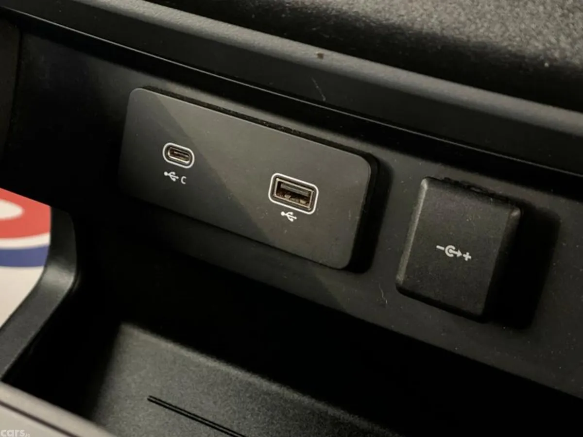 Land Rover Defender SUV, Diesel, 2022, Grey