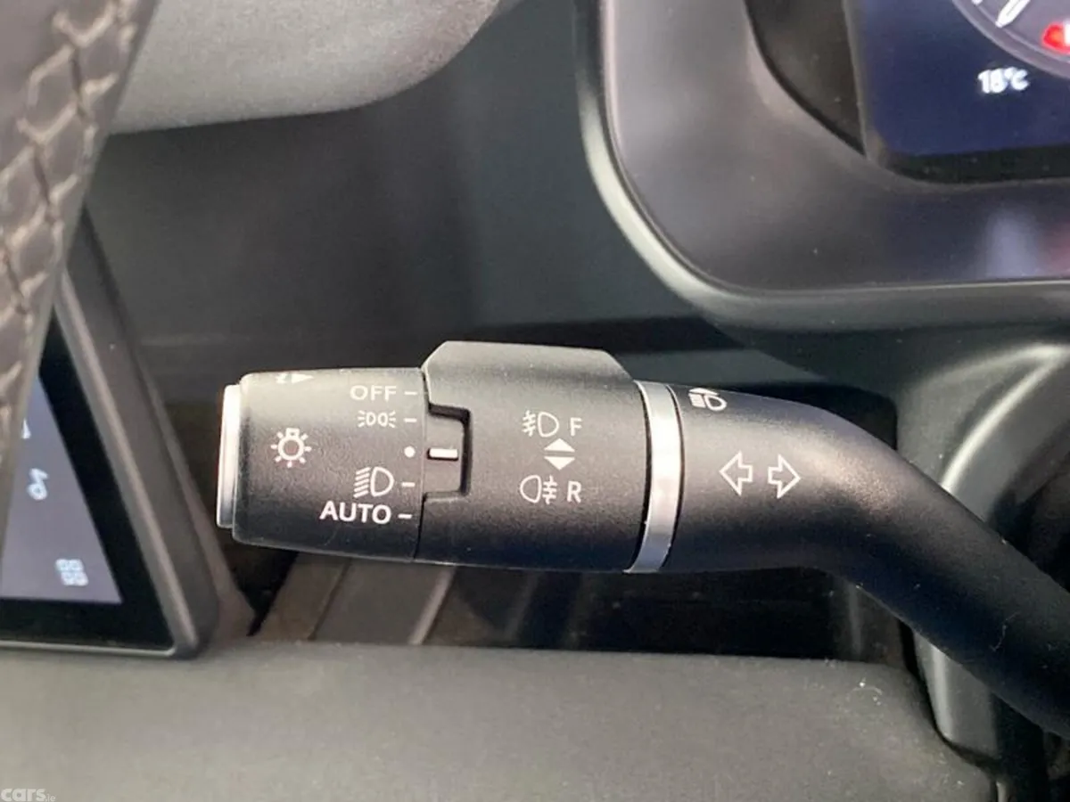 Land Rover Defender SUV, Diesel, 2022, Grey