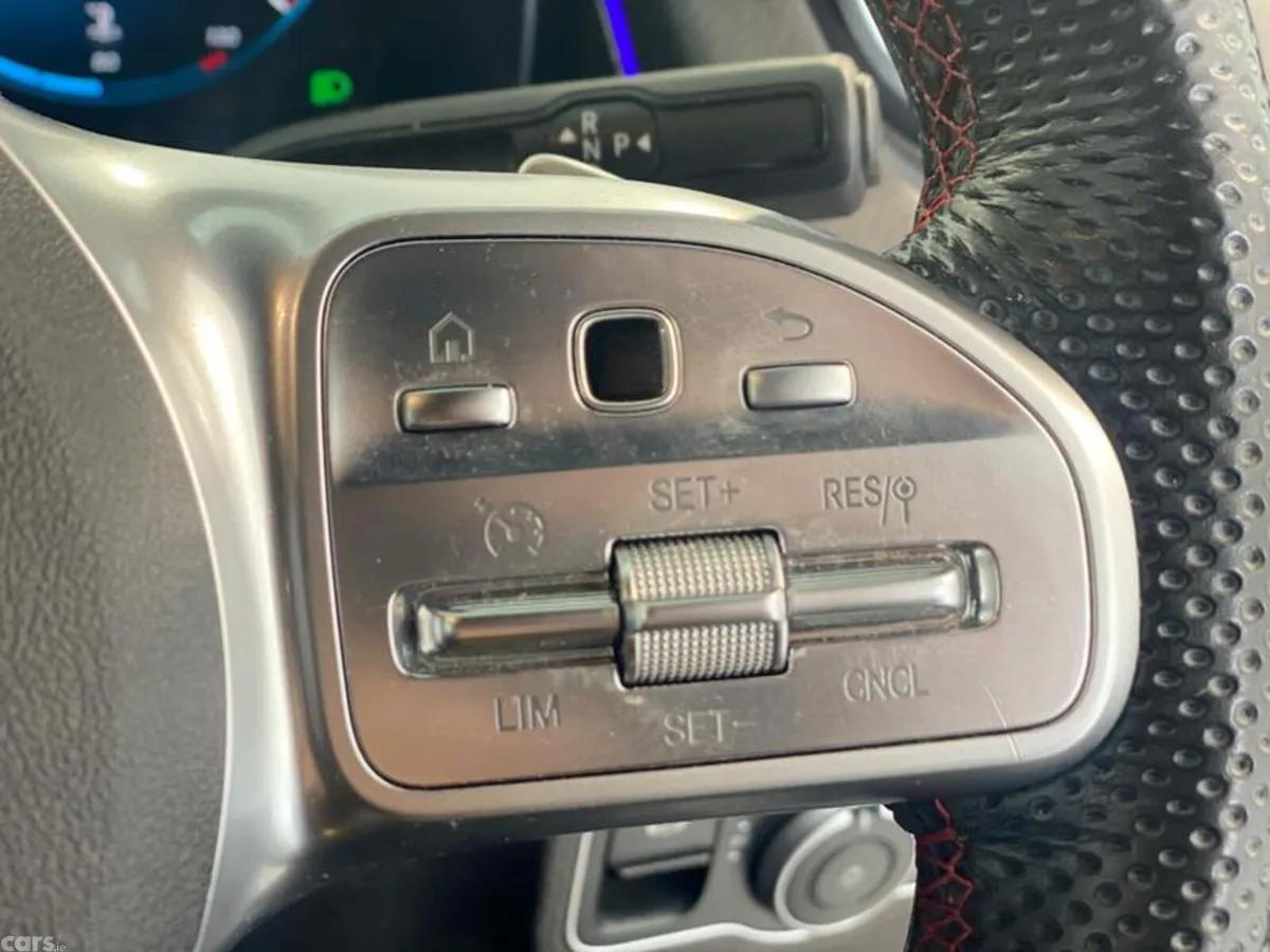 Mercedes-Benz GLB SUV, Petrol, 2023, Grey