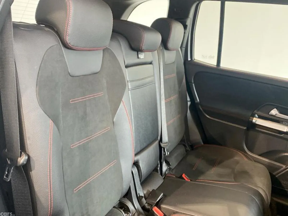 Mercedes-Benz GLB SUV, Petrol, 2023, Grey