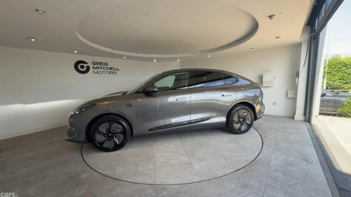 MG IM6 SUV, Electric, 2026, Silver