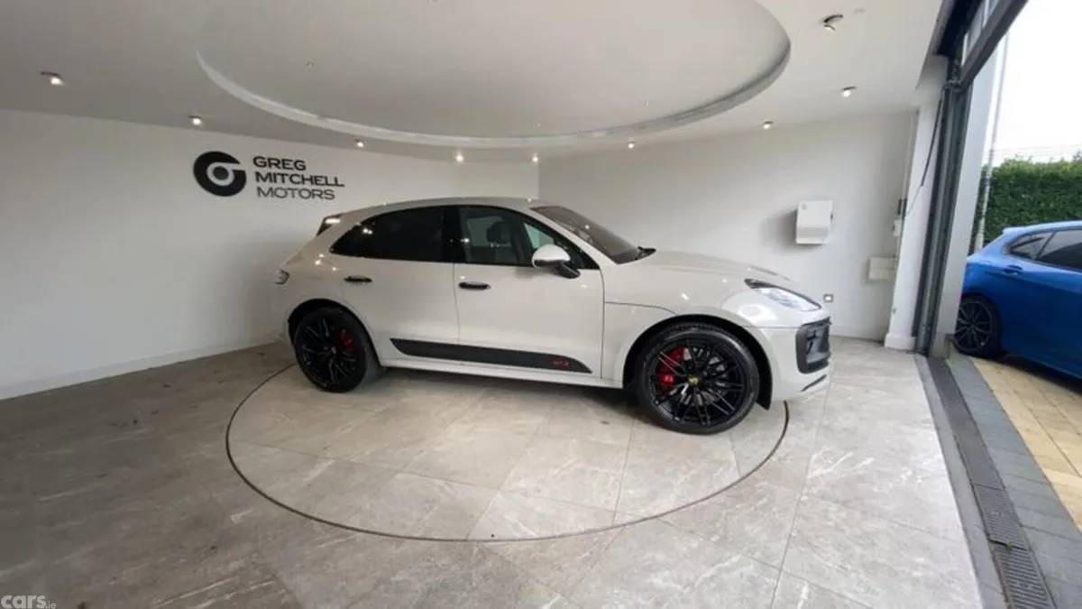 Porsche Macan SUV, Petrol, 2022, Grey