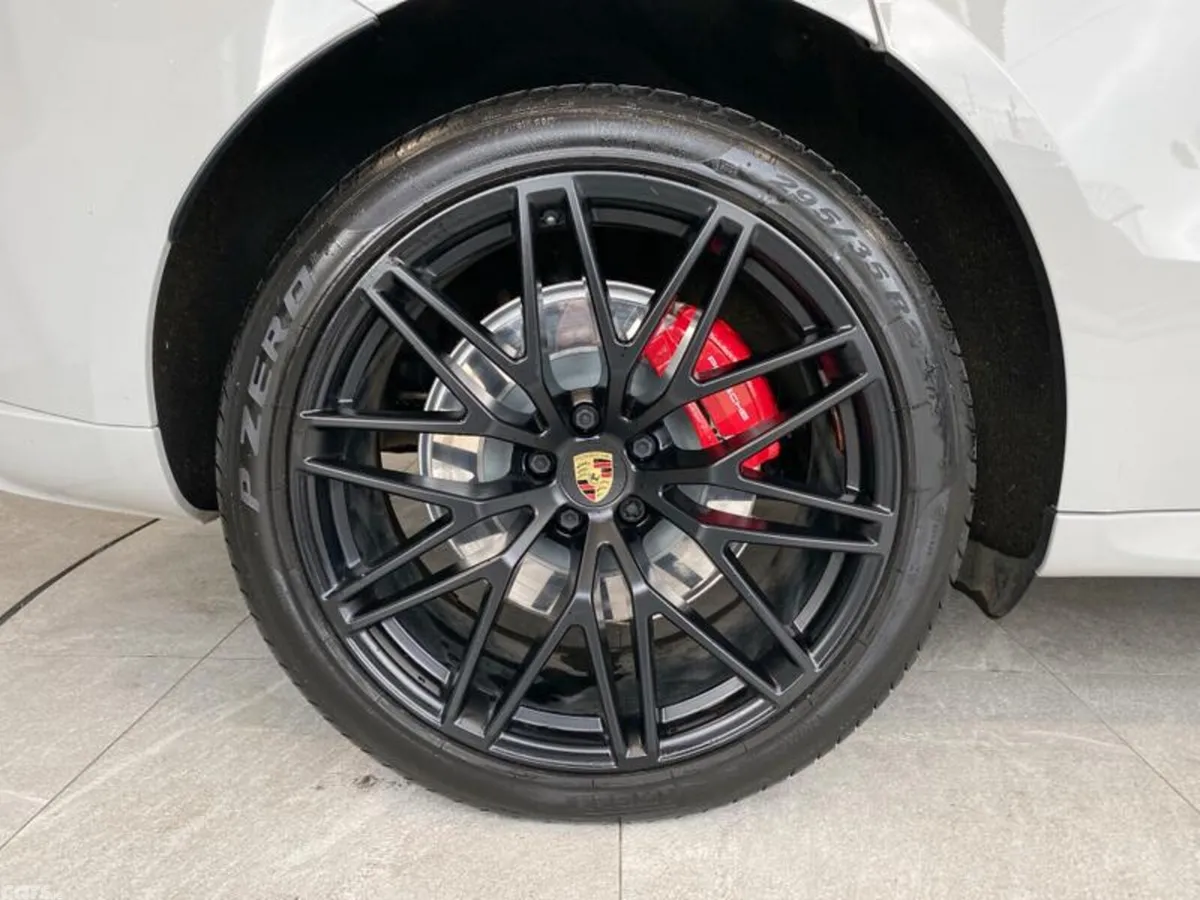 Porsche Macan SUV, Petrol, 2022, Grey
