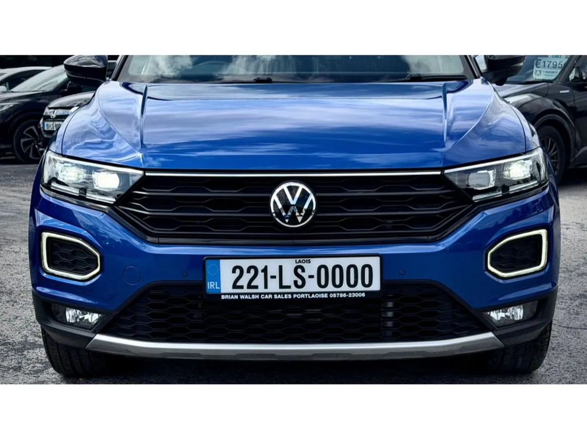 Volkswagen T-Roc SUV, Diesel, 2022, Blue