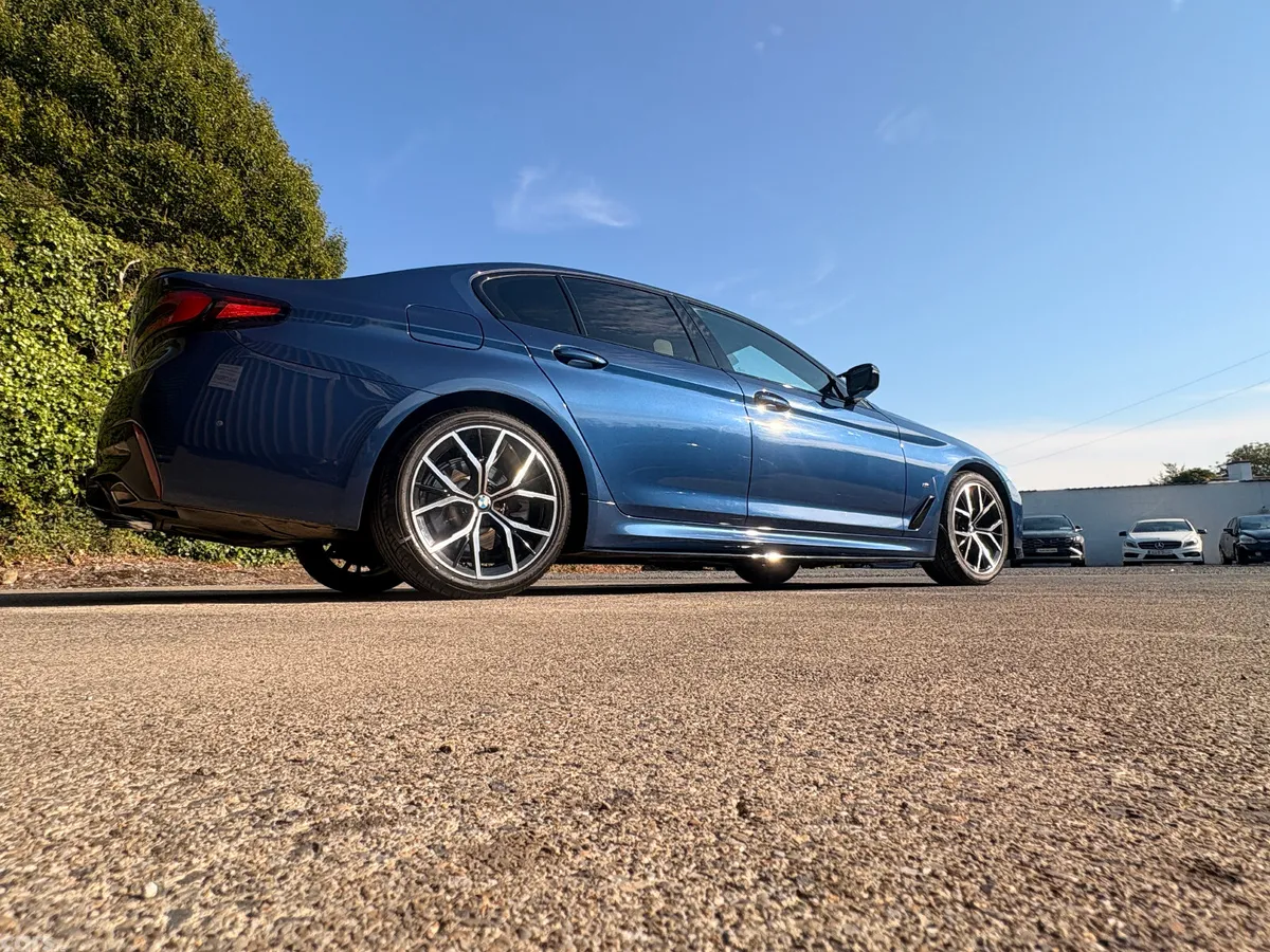 BMW 5-Series Saloon, Diesel, 2021, Blue