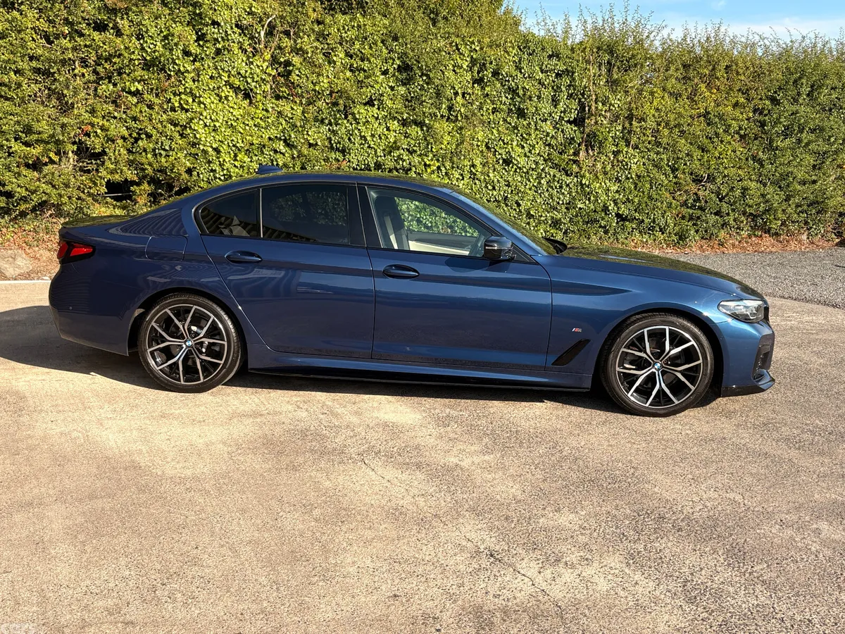 BMW 5-Series Saloon, Diesel, 2021, Blue