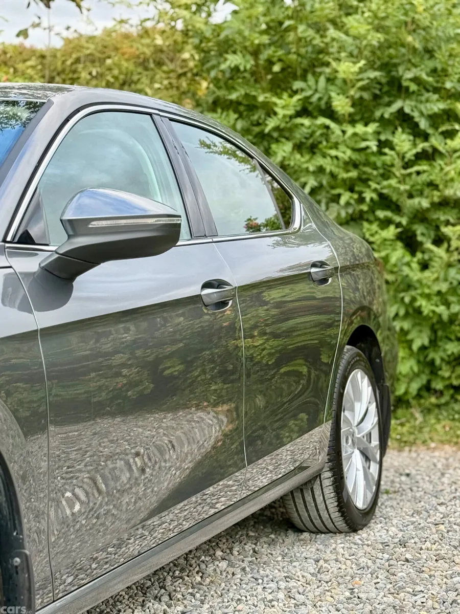 Skoda Superb Saloon, Diesel, 2026, Grey