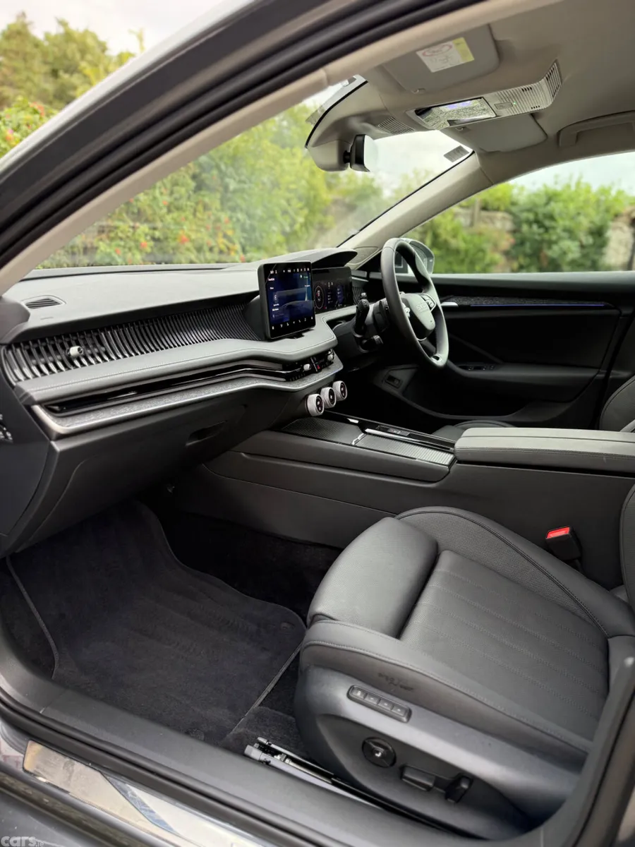 Skoda Superb Saloon, Diesel, 2026, Grey