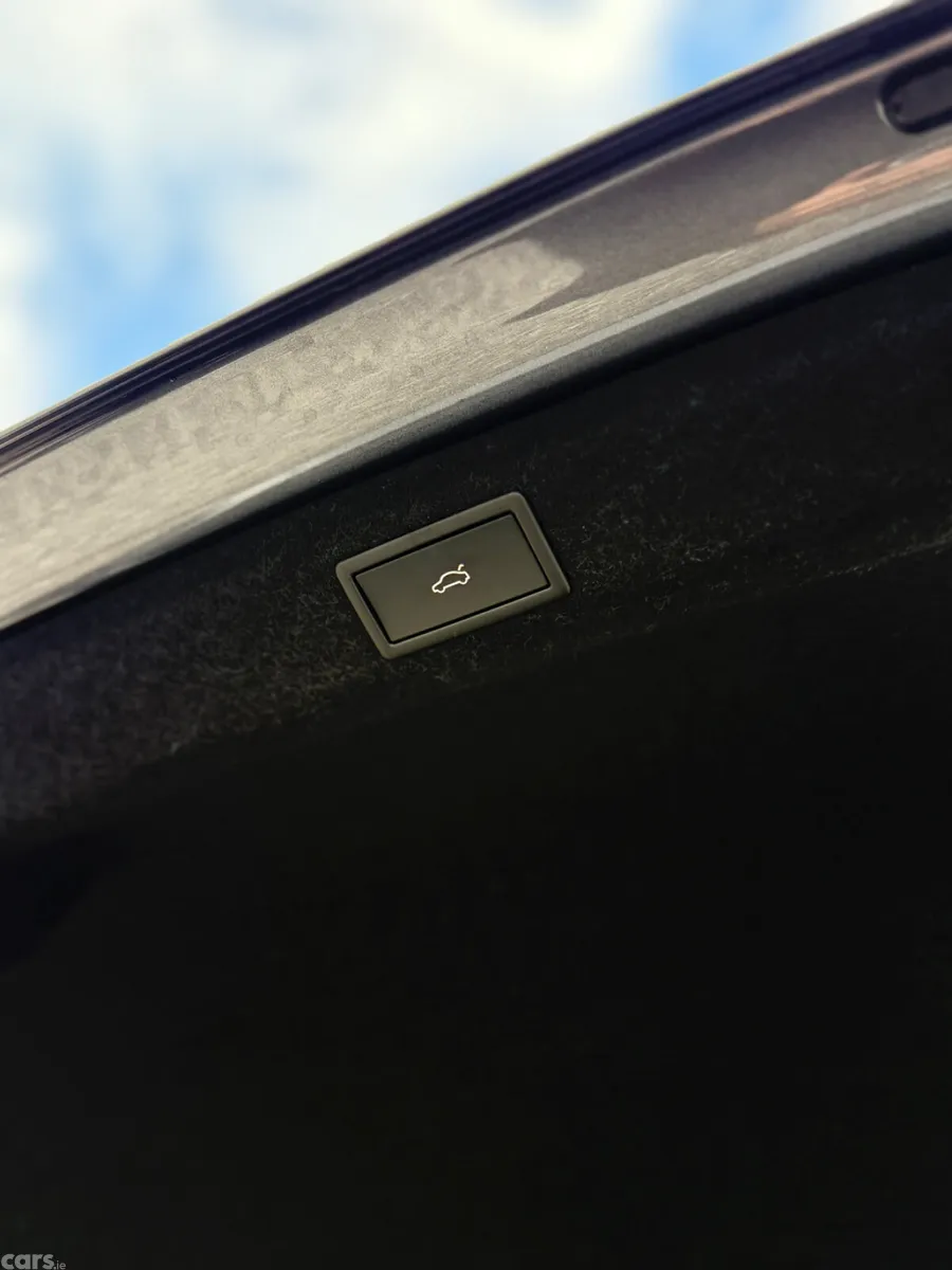 Skoda Superb Saloon, Diesel, 2026, Grey