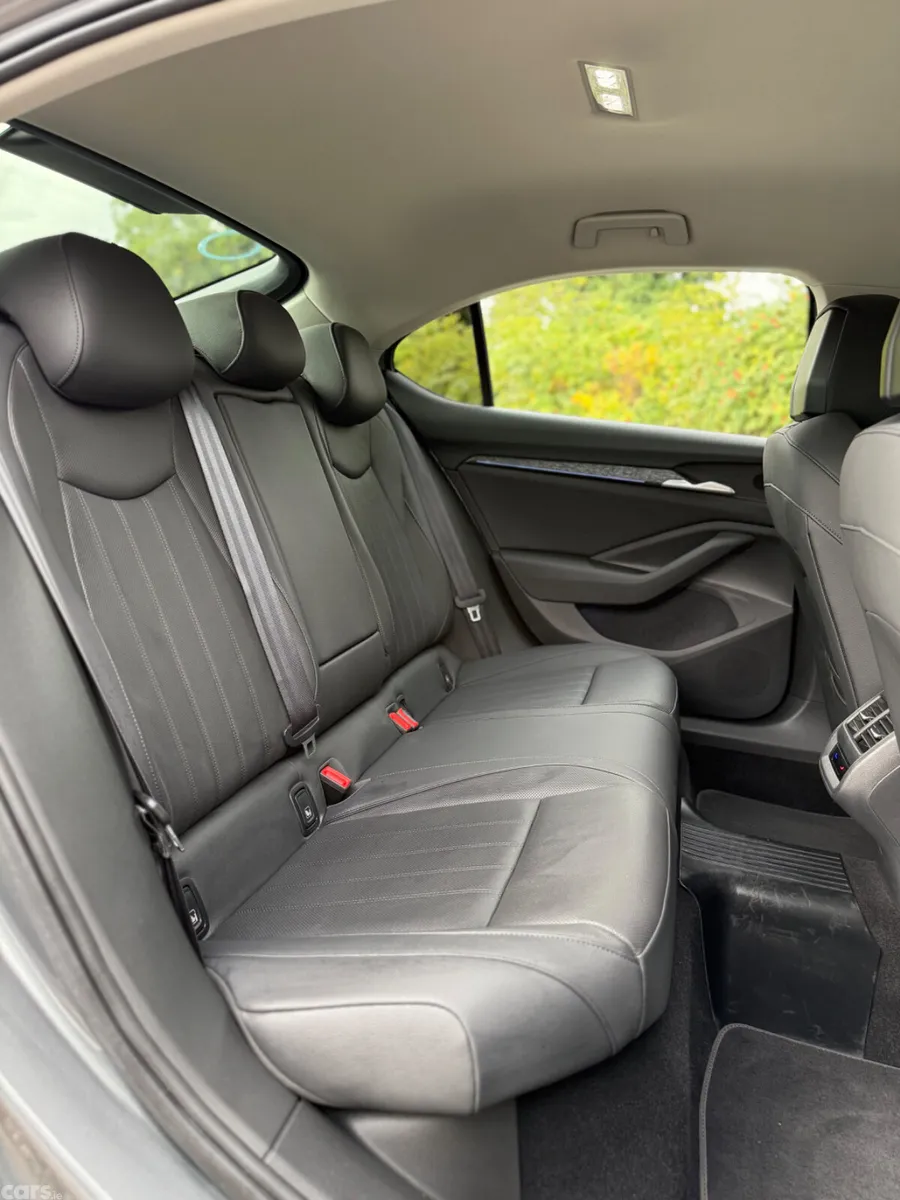 Skoda Superb Saloon, Diesel, 2026, Grey