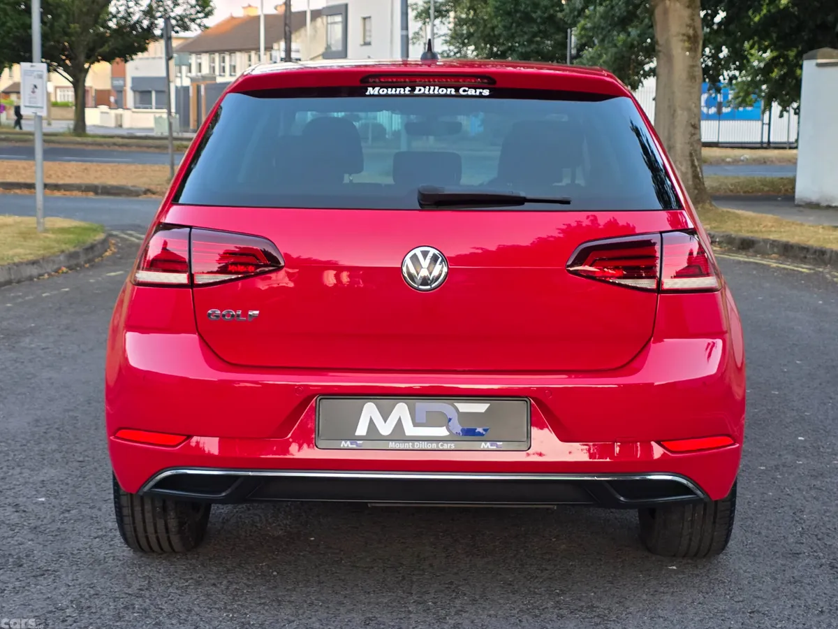 Volkswagen Golf Hatchback, Diesel, 2019, Red