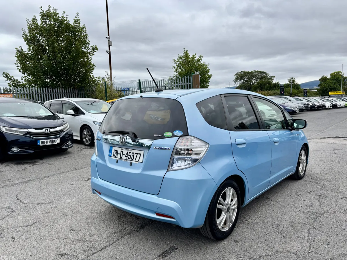 Honda Fit Hatchback, Petrol Hybrid, 2013, Blue