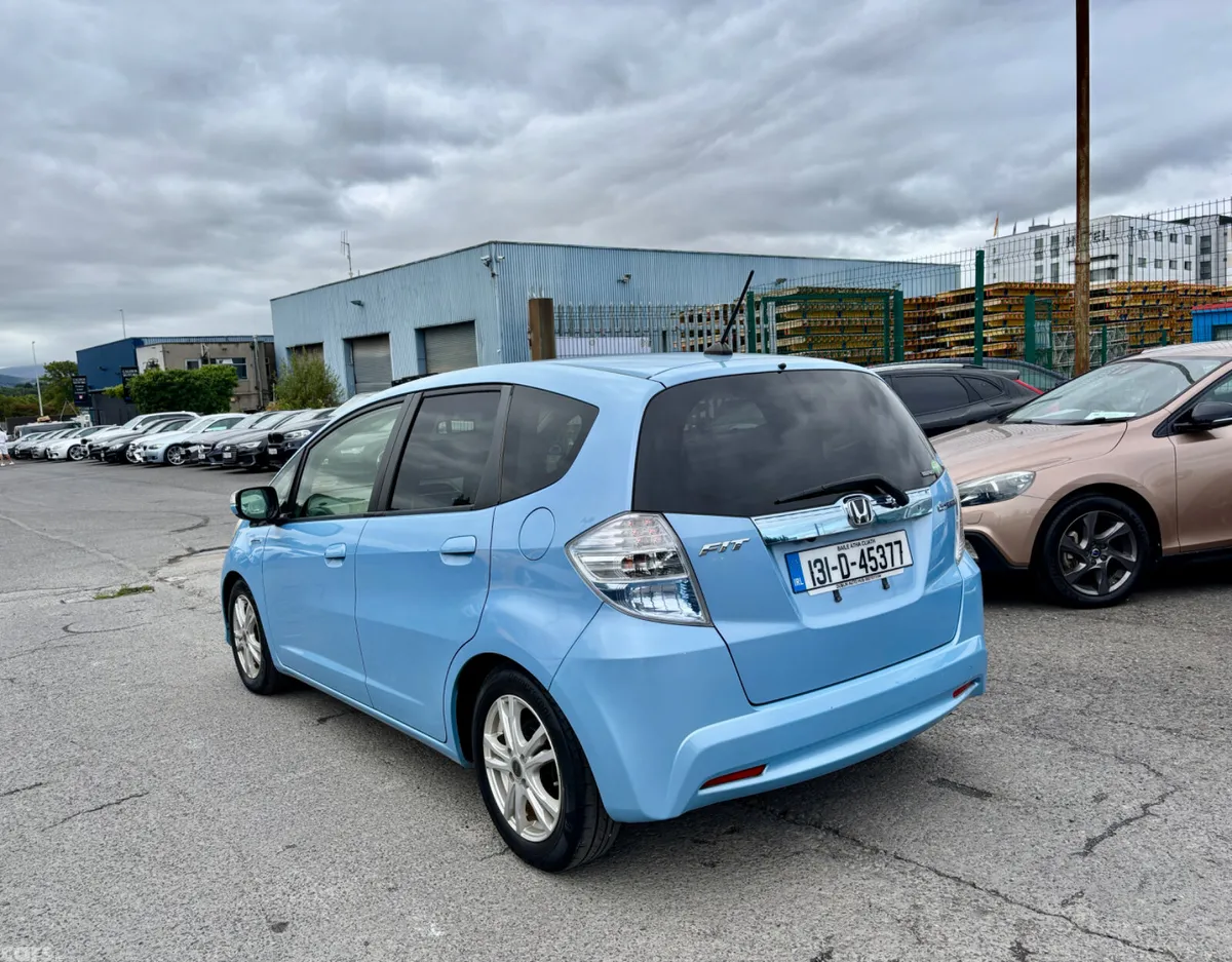 Honda Fit Hatchback, Petrol Hybrid, 2013, Blue