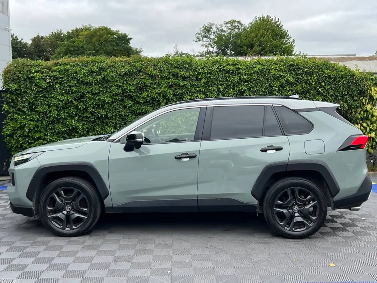 Toyota RAV4 SUV, Petrol Hybrid, 2022, Green