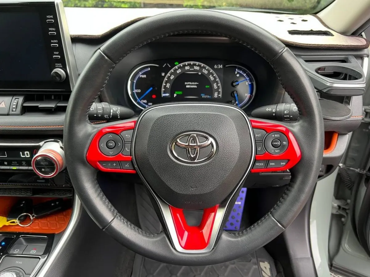 Toyota RAV4 SUV, Petrol Hybrid, 2022, Green