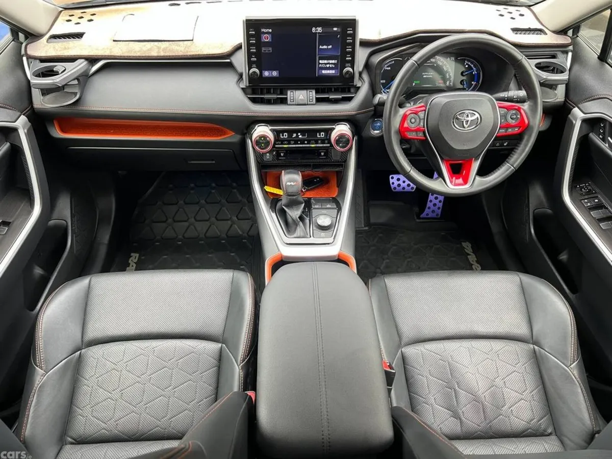 Toyota RAV4 SUV, Petrol Hybrid, 2022, Green