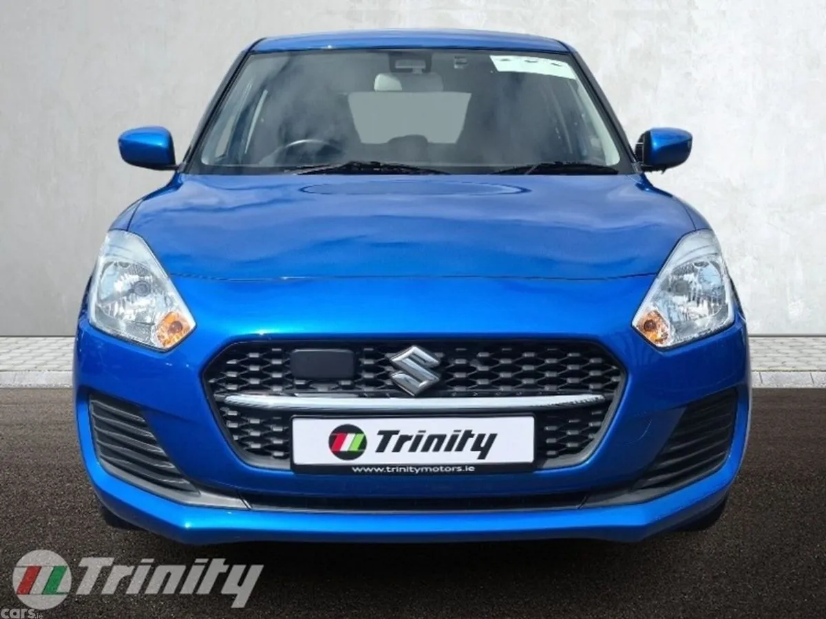 Suzuki Swift Hatchback, Petrol, 2022, Blue