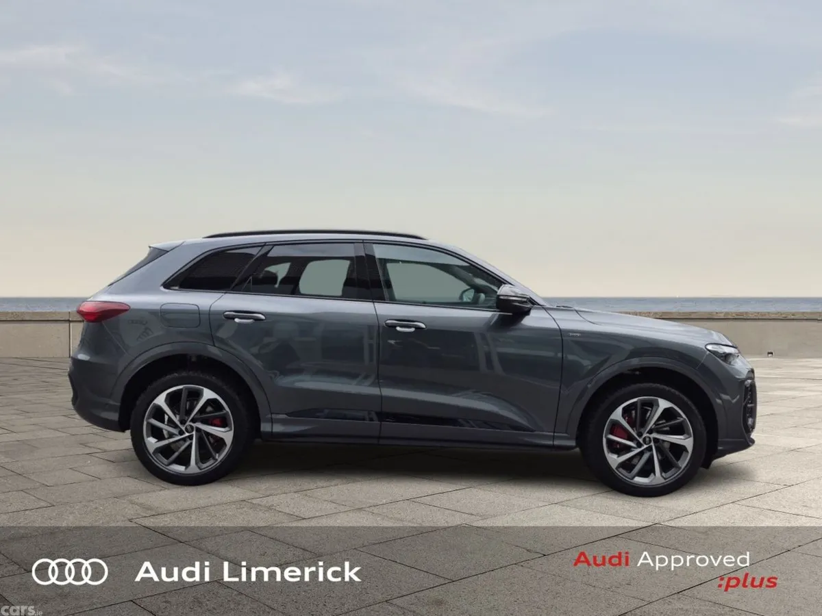 Audi Q5 SUV, Petrol Plug-in Hybrid, 2026, Grey