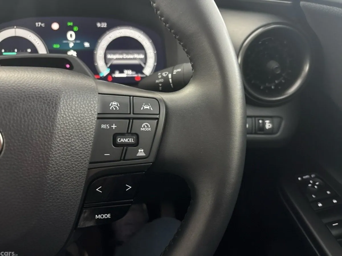 Toyota C-HR SUV, Petrol Hybrid, 2026, Grey