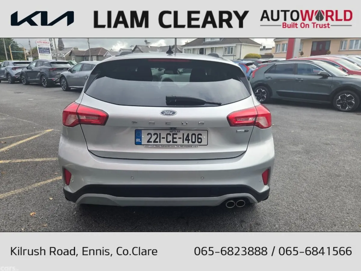 Ford Focus Hatchback, Petrol, 2022, Grey