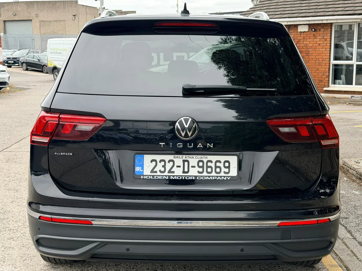 Volkswagen Tiguan Allspace SUV, Diesel, 2023, Black