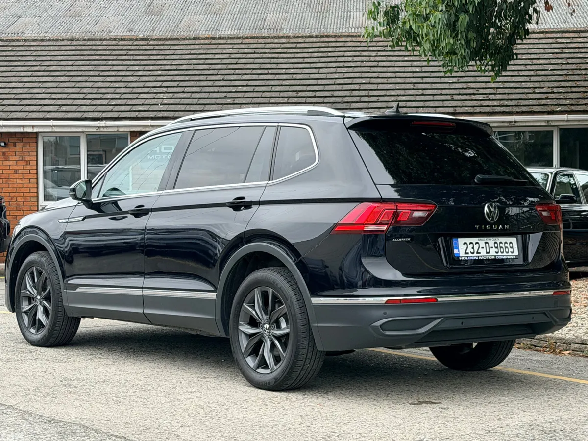 Volkswagen Tiguan Allspace SUV, Diesel, 2023, Black