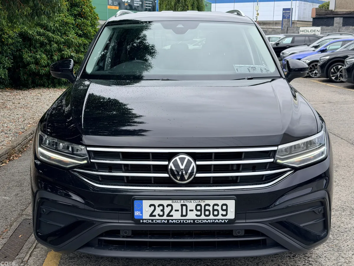 Volkswagen Tiguan Allspace SUV, Diesel, 2023, Black