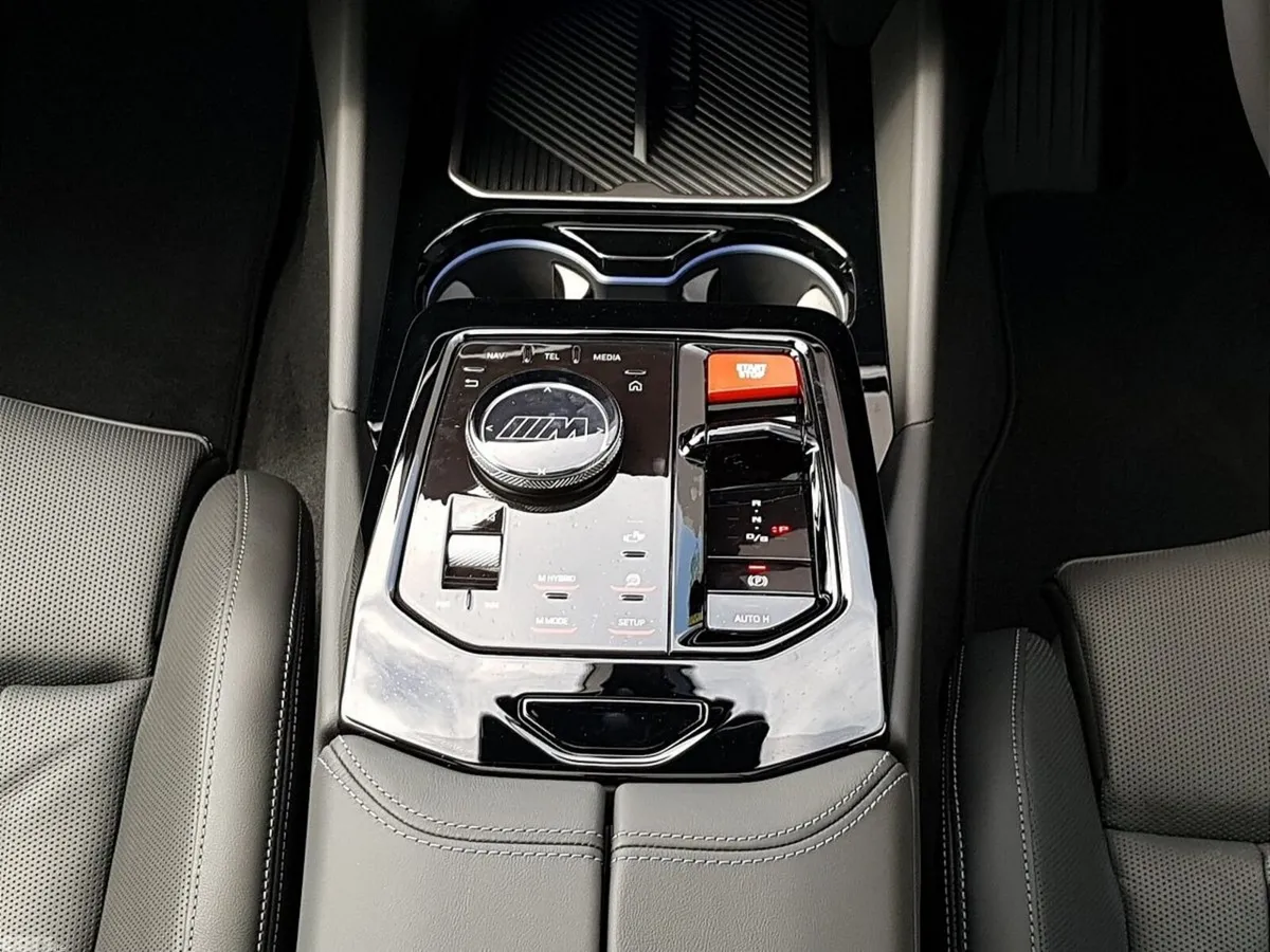 BMW M5 Estate, Petrol Plug-in Hybrid, 2026, Green