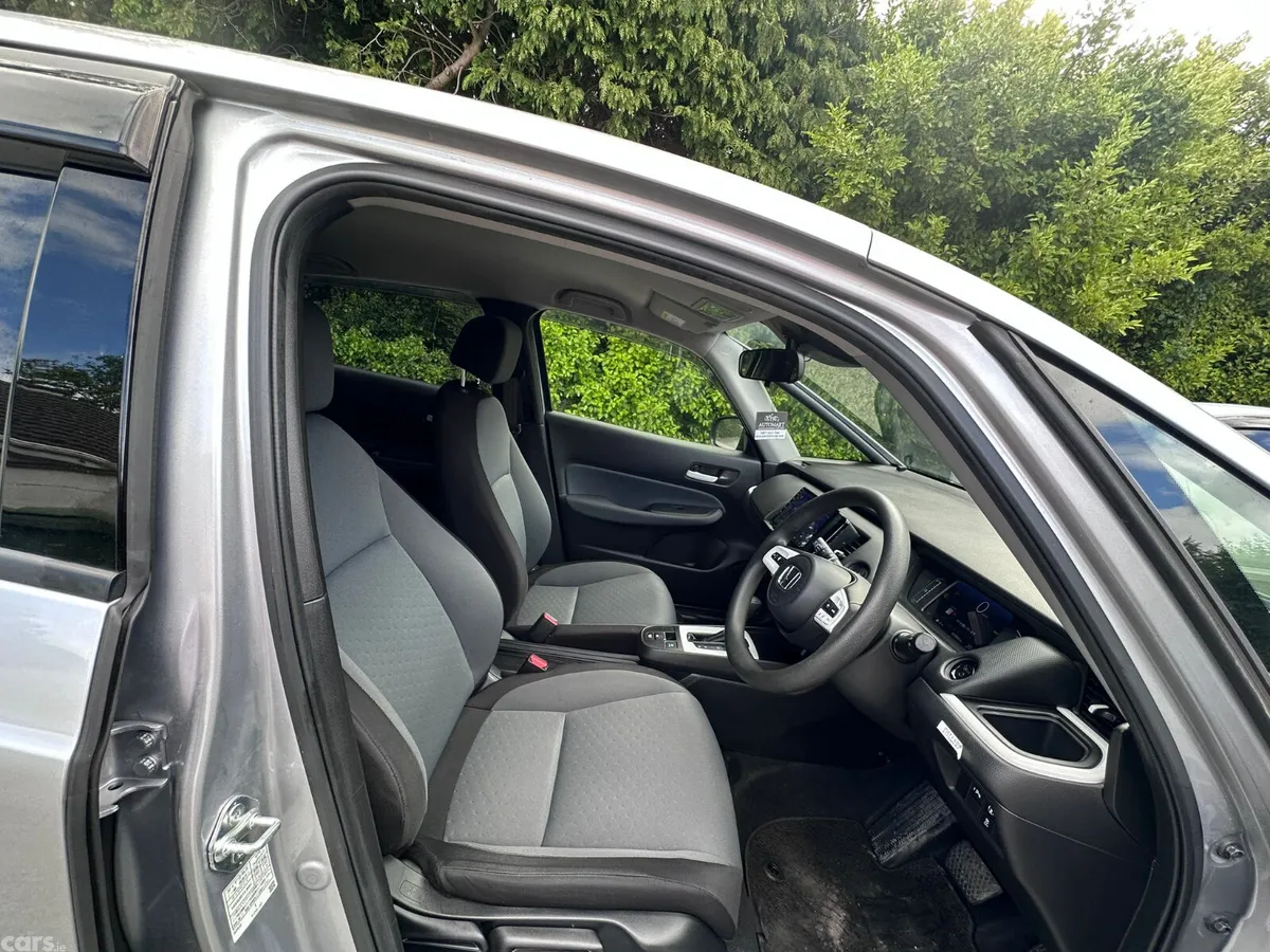 Honda Fit Hatchback, Petrol Hybrid, 2020, Silver