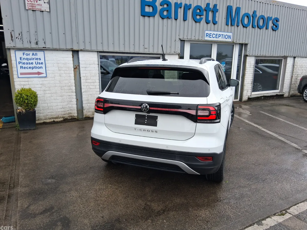 Volkswagen T-Cross Hatchback, Petrol, 2021, White