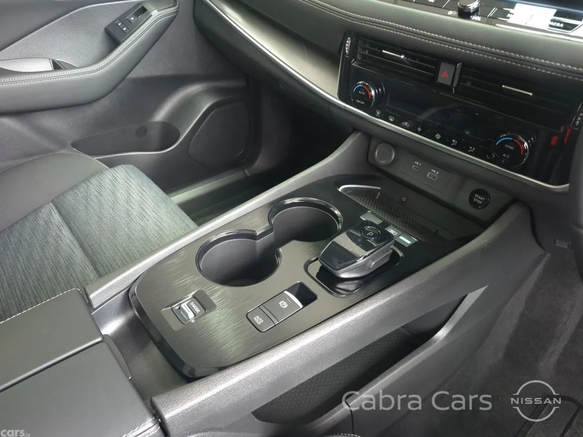 Nissan X-Trail SUV, Petrol Hybrid, 2026, White