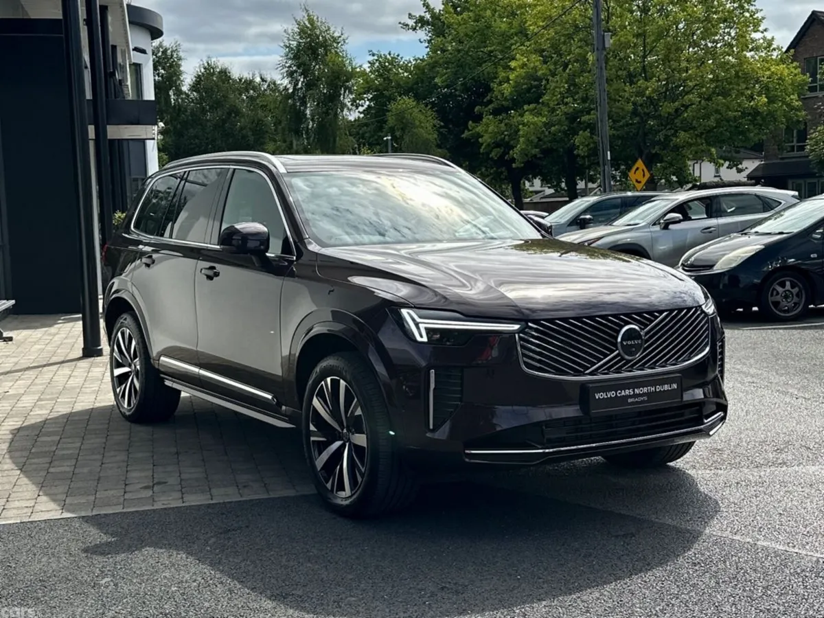Volvo XC90 SUV, Petrol Plug-in Hybrid, 2026, Red