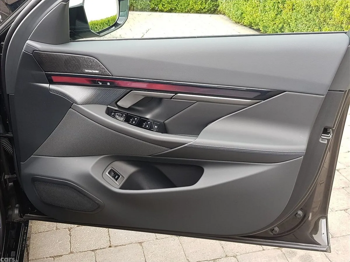 BMW 5-Series Saloon, Petrol Plug-in Hybrid, 2026, Grey