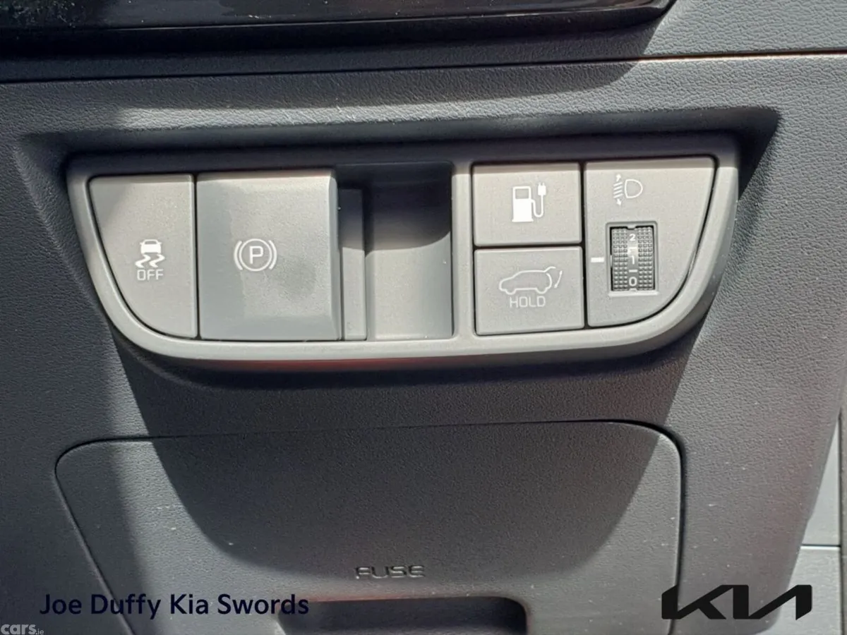 Kia EV6 MPV, Electric, 2024, Red