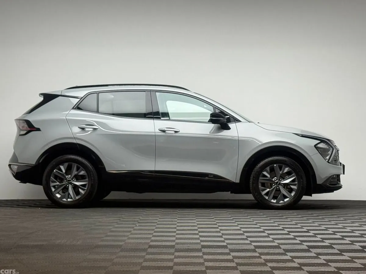 Kia Sportage MPV, Petrol Hybrid, 2024, Grey