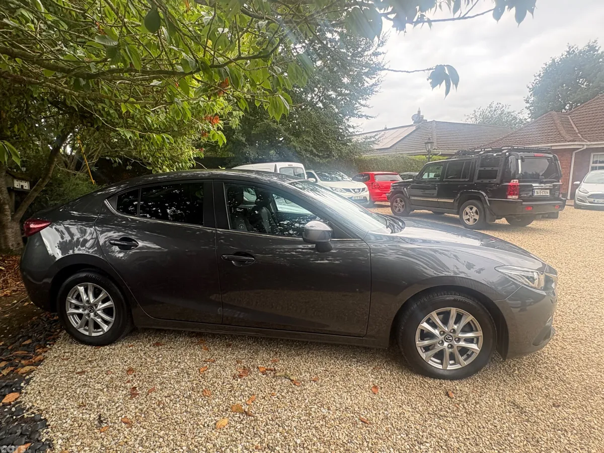 Mazda Mazda3 Saloon, Diesel, 2015, Grey