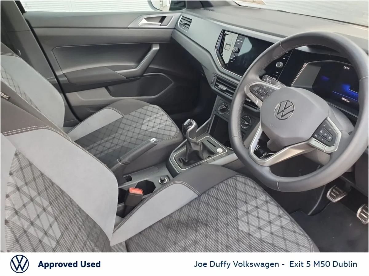 Volkswagen Taigo Estate, Petrol, 2025, Black